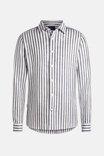 Catamarans * The Linen Shirt
